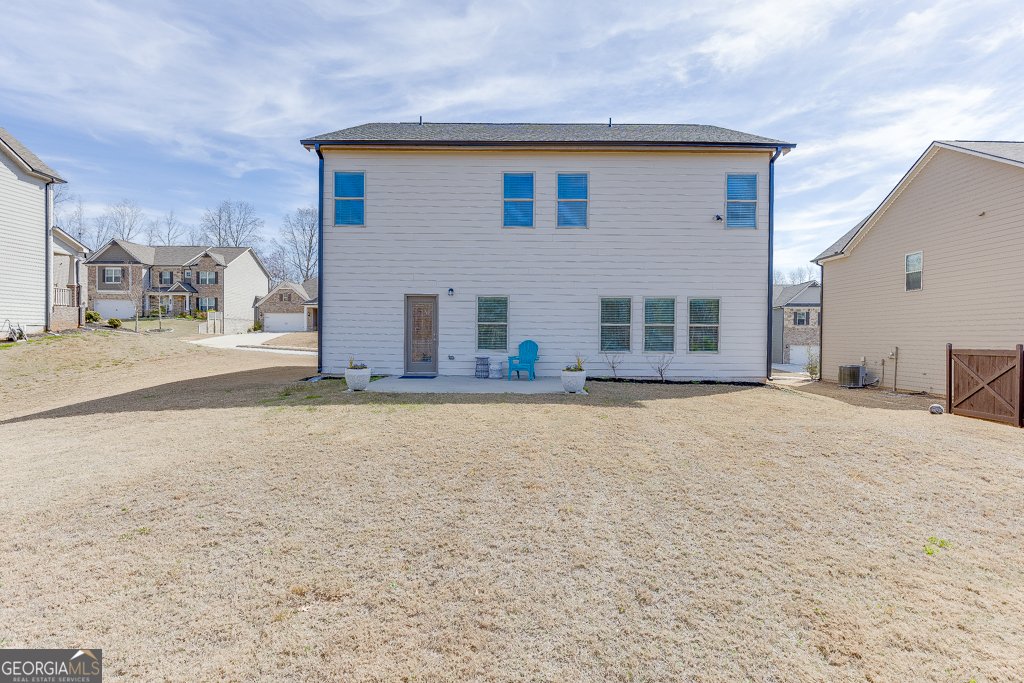7046 Lancaster Crossing Flowery Branch - 41
