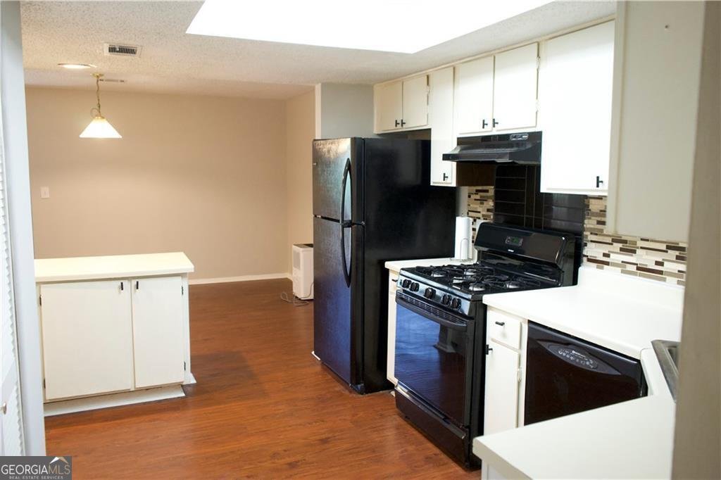 2211 SURREY Court Marietta - 2