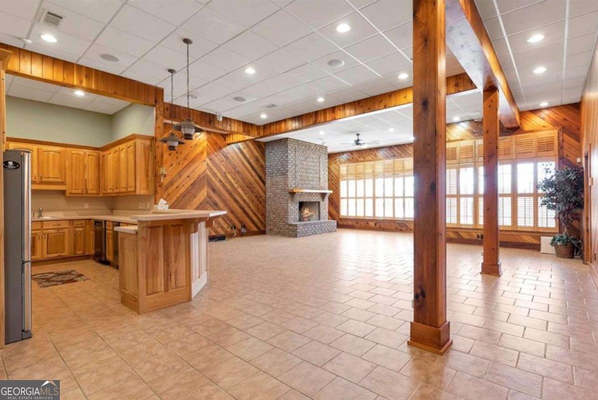 6632 Ben Parks Road Murrayville - 39