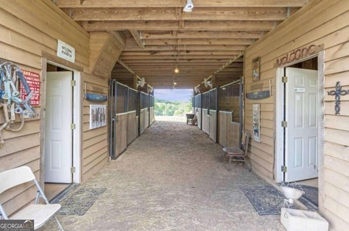 6632 Ben Parks Road Murrayville - 55