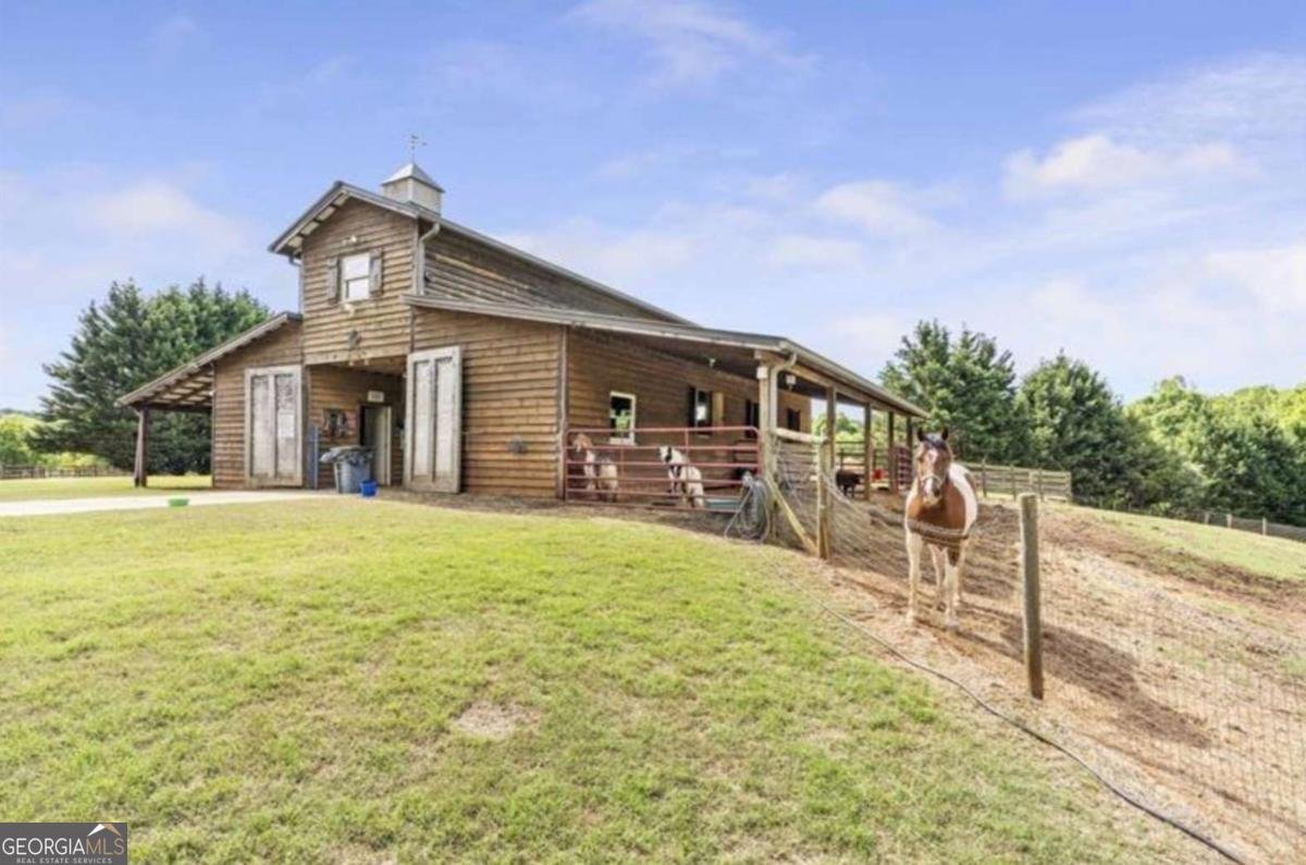 6632 Ben Parks Road Murrayville - 56