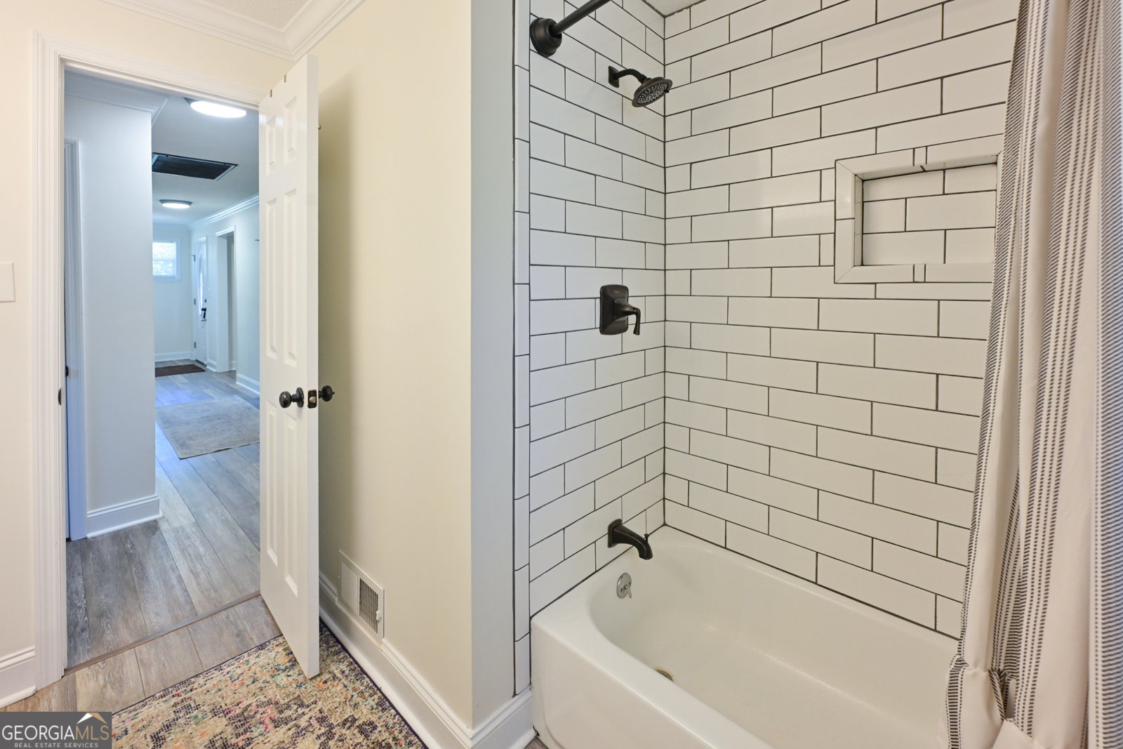 1719 Lily Pond Road Albany - 14