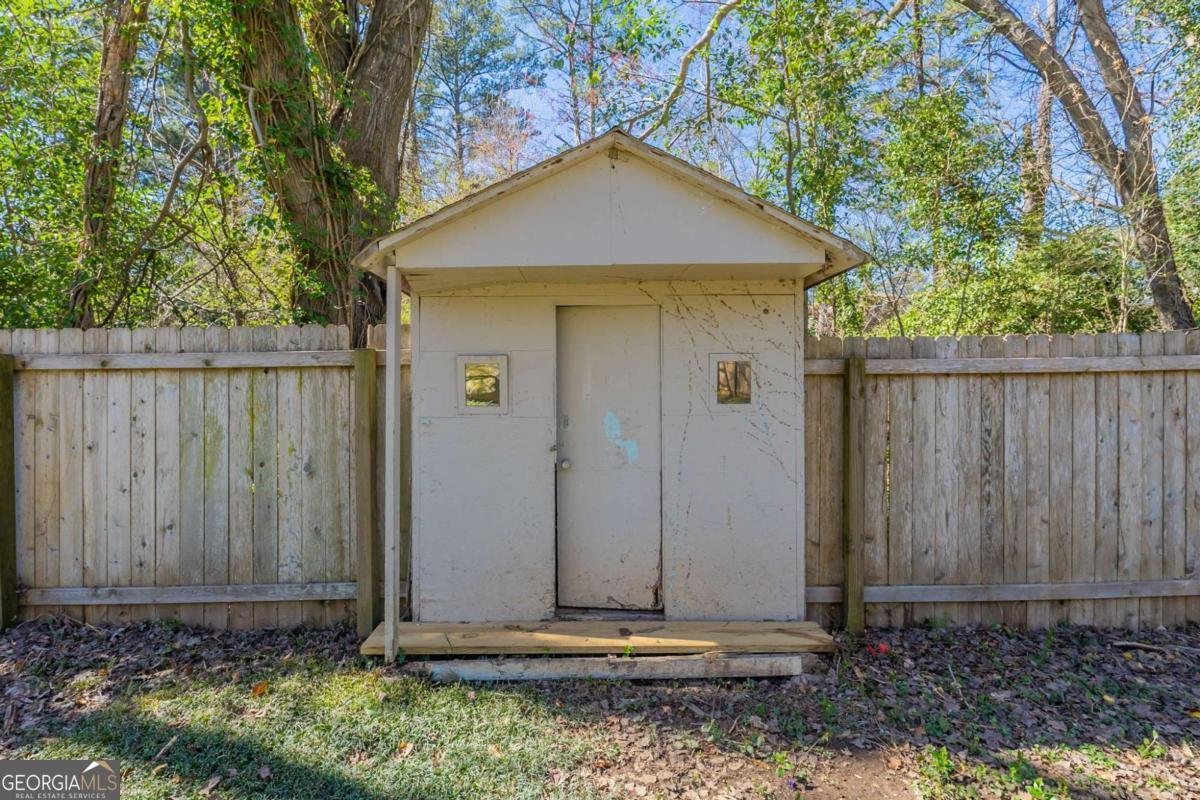 2167 Kilarney Road Decatur - 36