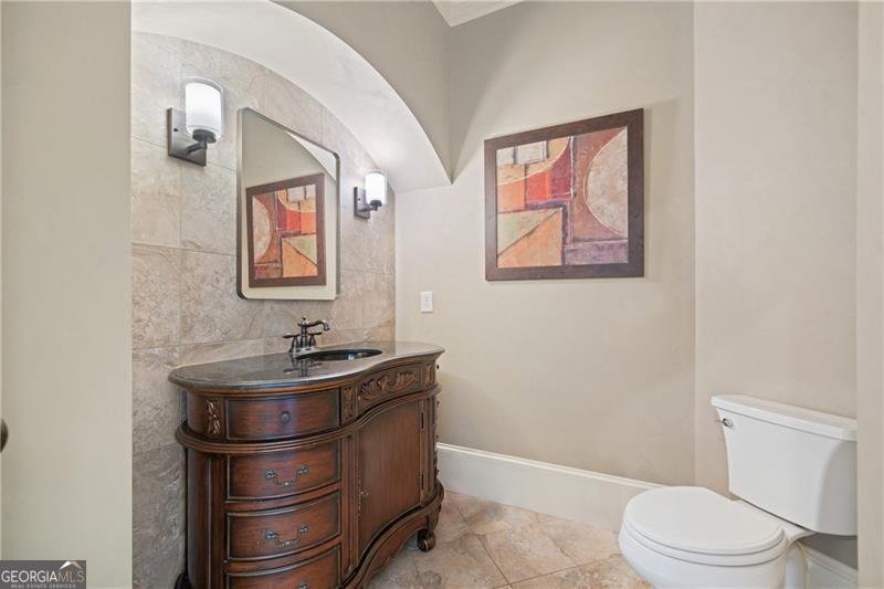2260 Wood Falls Drive Cumming - 33