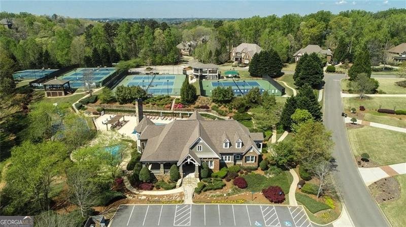 2260 Wood Falls Drive Cumming - 77