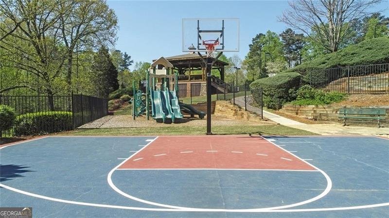 2260 Wood Falls Drive Cumming - 84