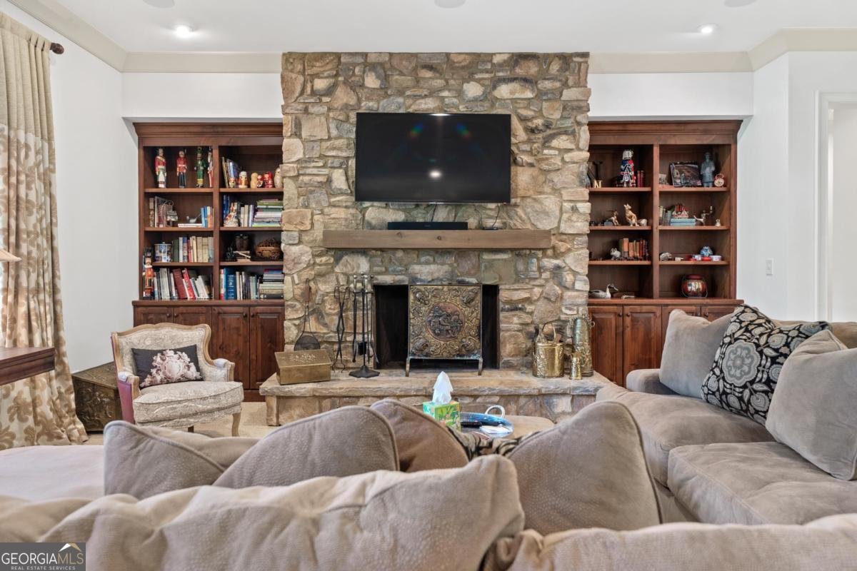 1181 Mill Creek Greensboro - 54