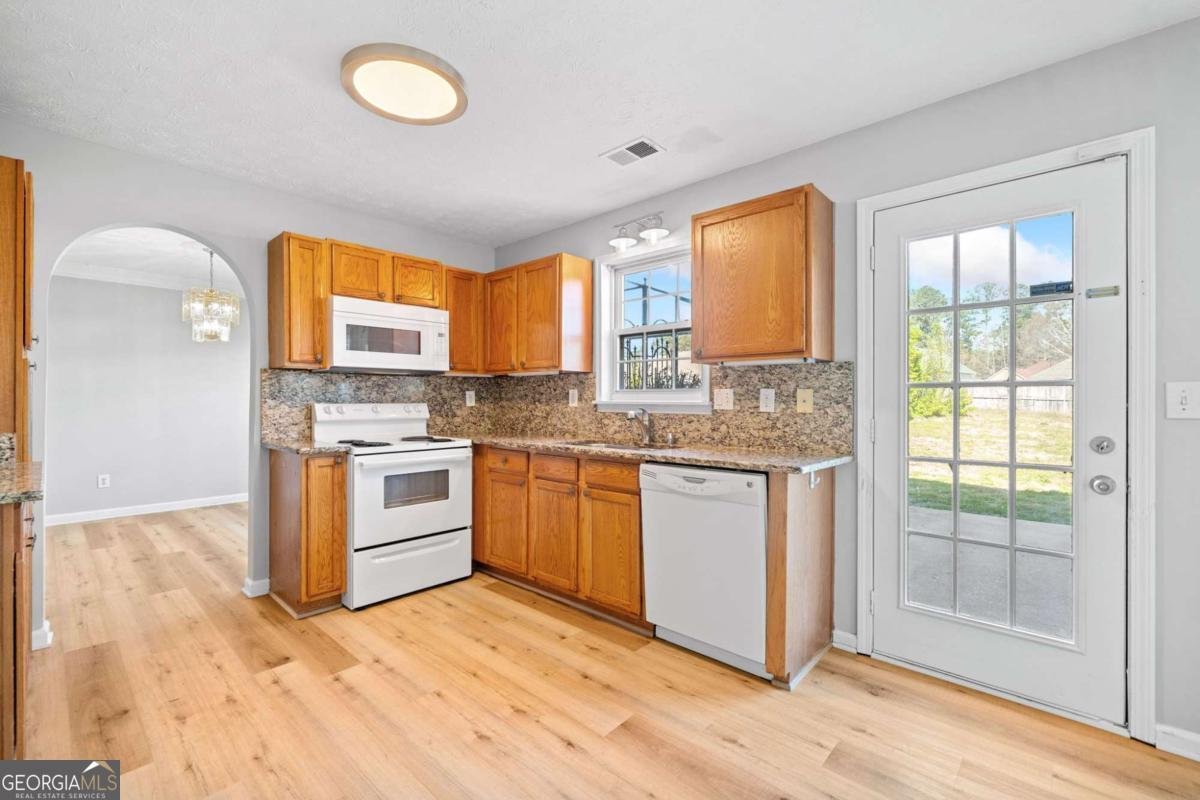 3313 Summit Creek Lane Loganville - 3