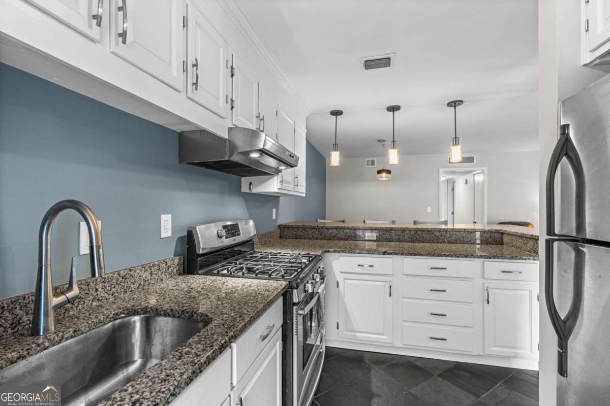 401 Woodcliff Drive Atlanta - 6
