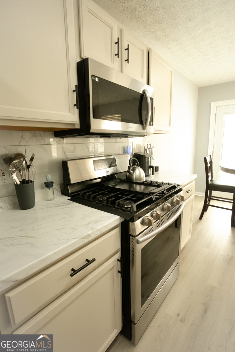 102 Silver Fox Trail Dallas - 18