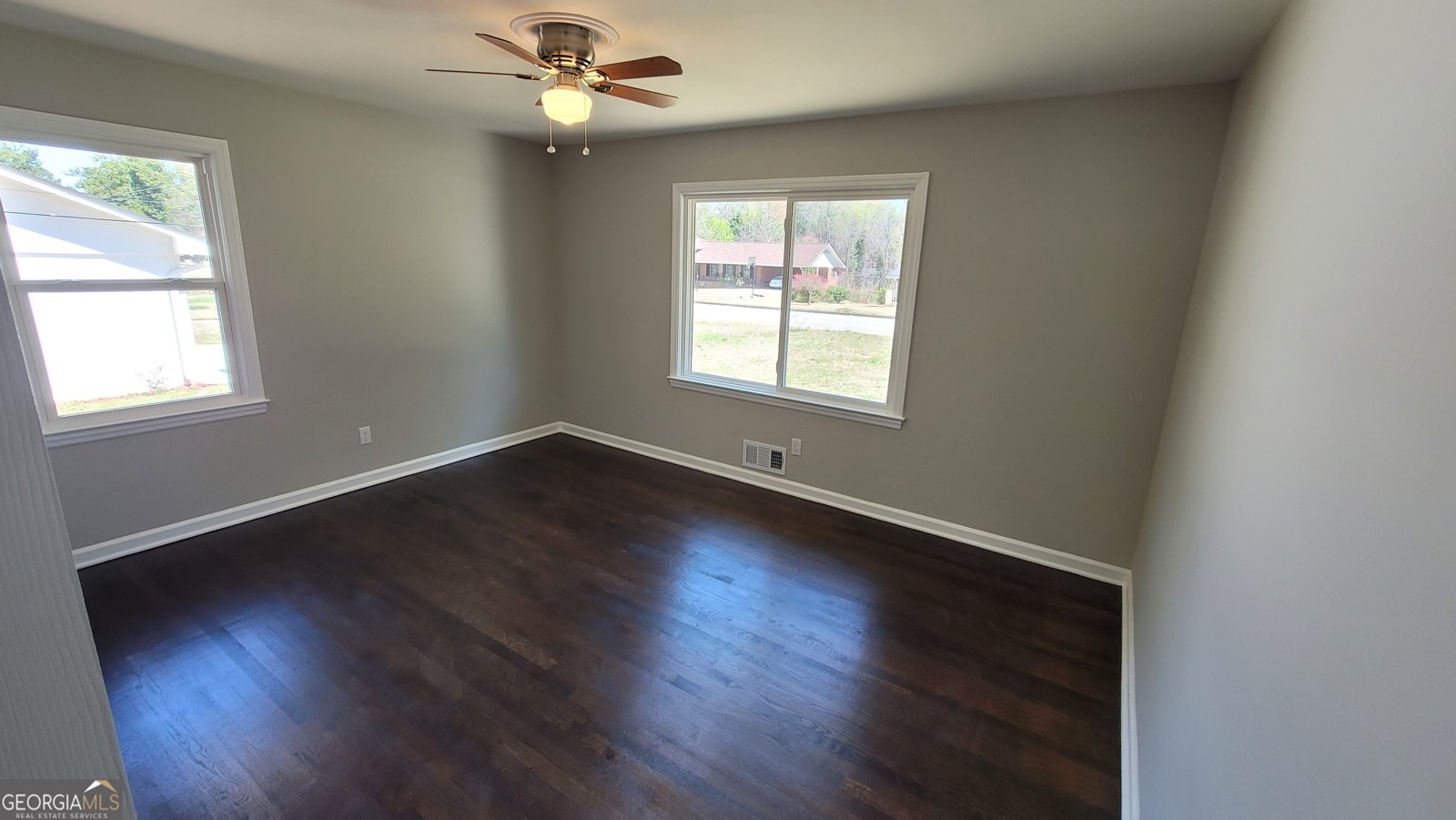 4715 Greensprings Road College Park - 9