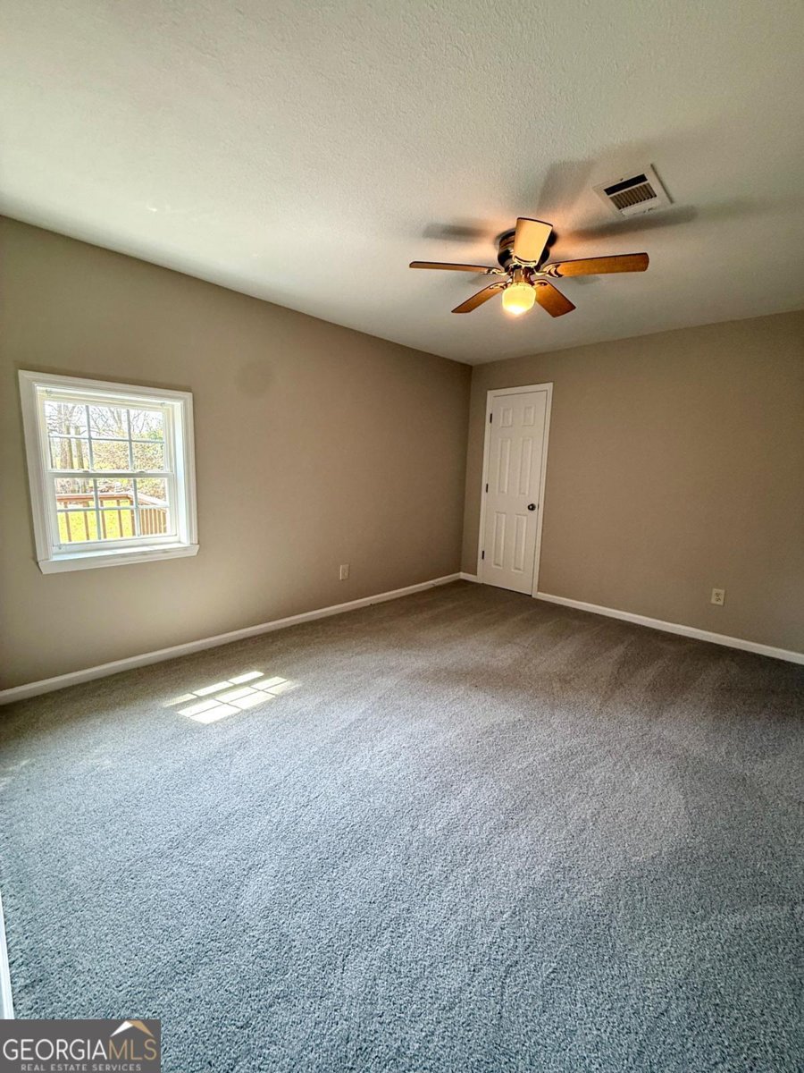 421 Whitehall Street Vienna - 14