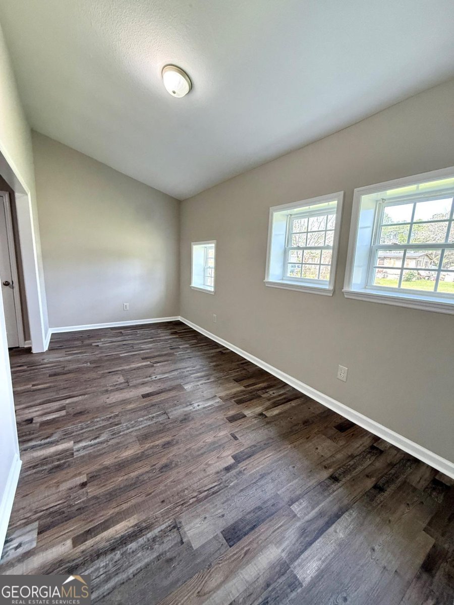 421 Whitehall Street Vienna - 5