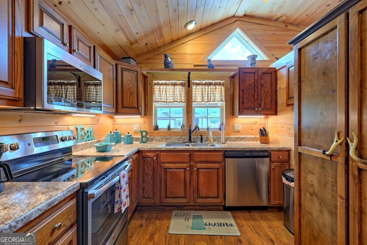656 River Vista Drive Dillard - 12