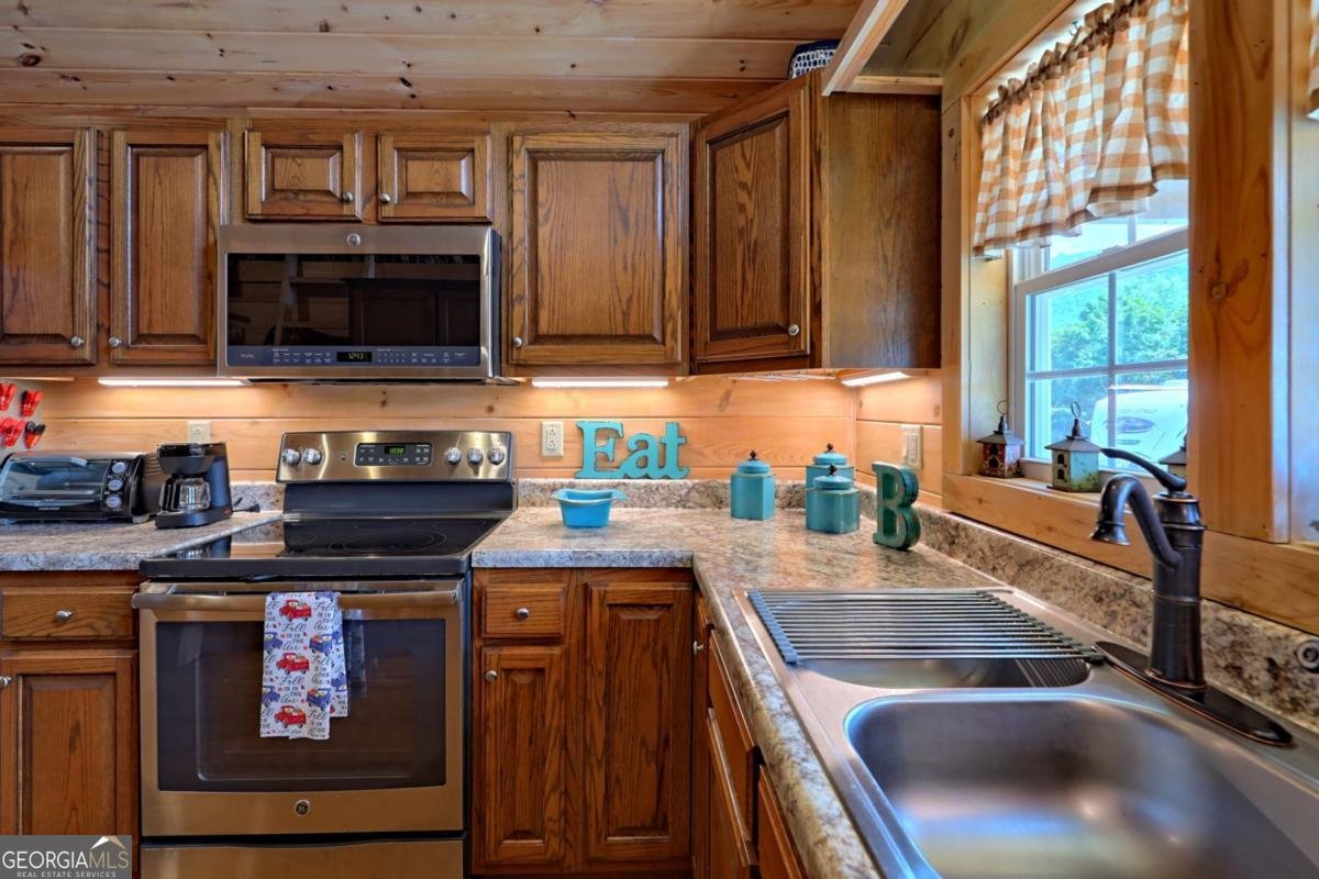 656 River Vista Drive Dillard - 13