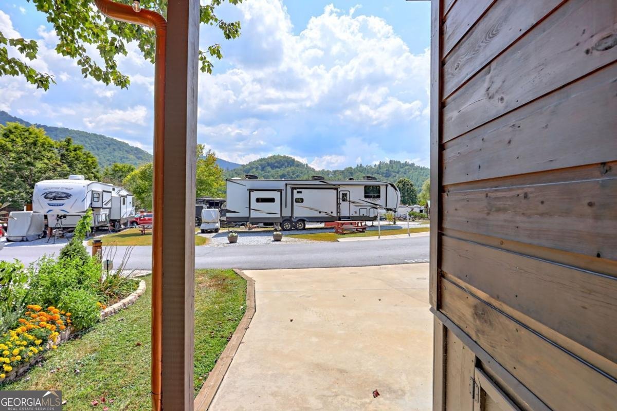 656 River Vista Drive Dillard - 39