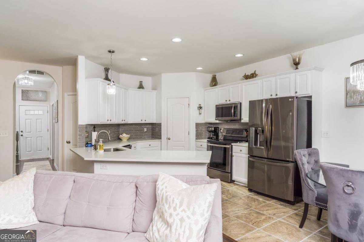 2449 Suwanee Pointe Drive Lawrenceville - 11