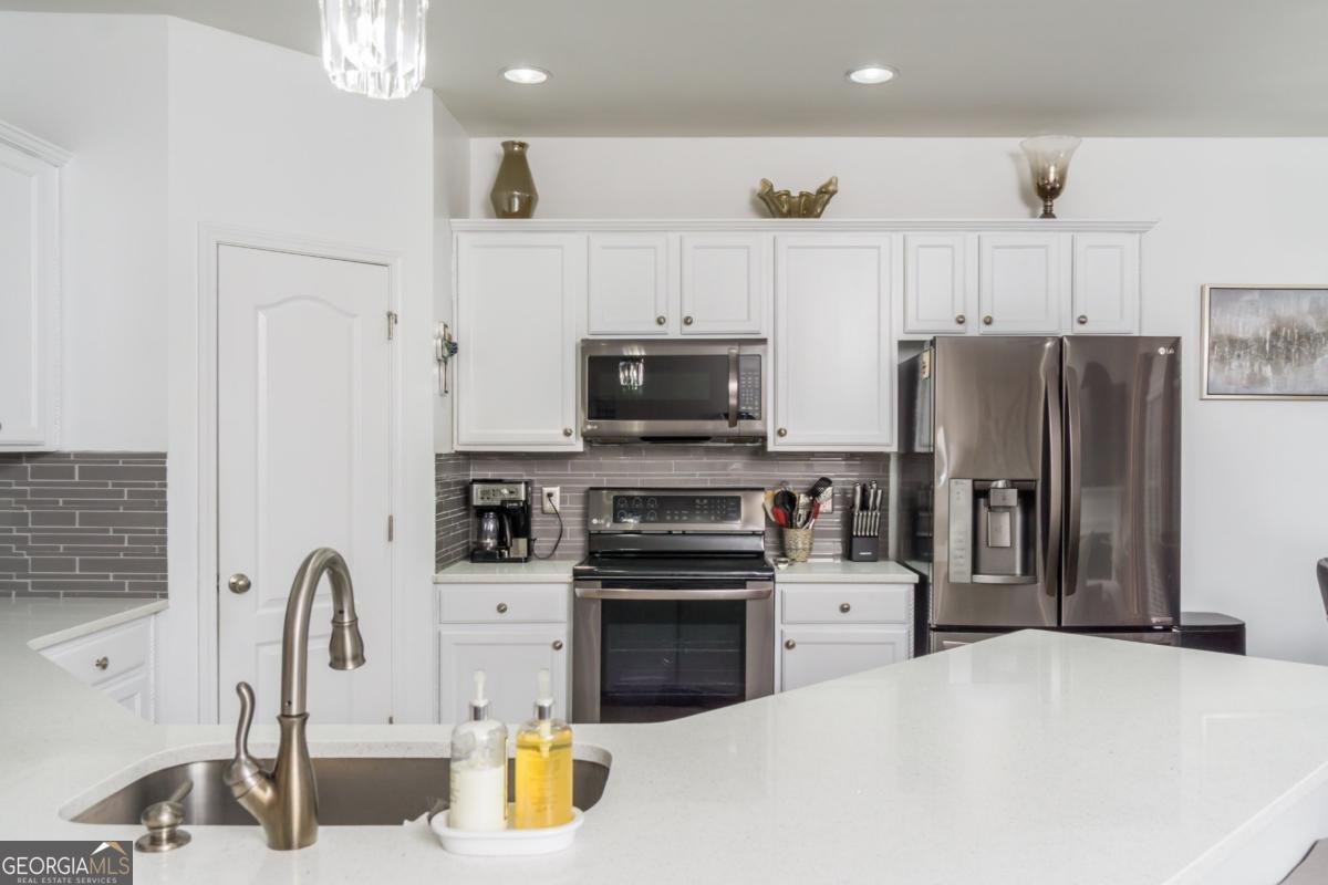 2449 Suwanee Pointe Drive Lawrenceville - 12