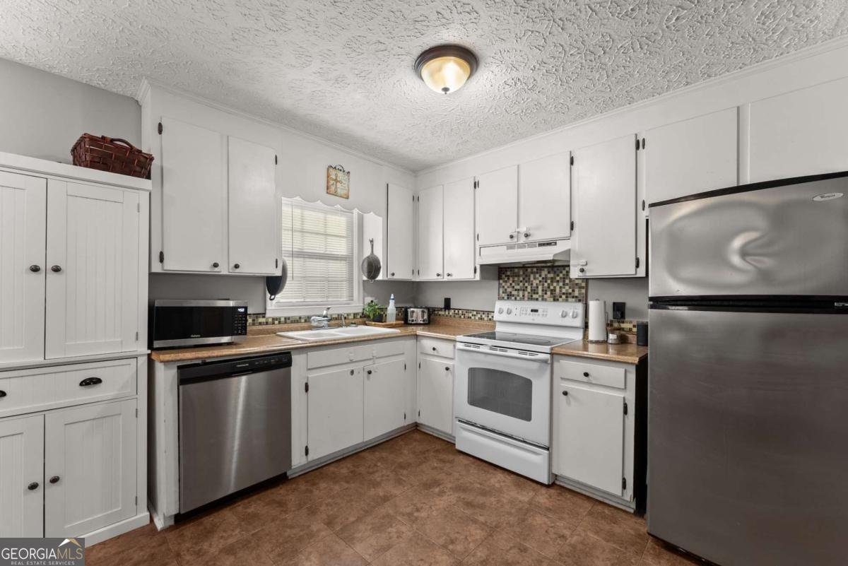 288 Garrison Drive Cleveland - 13