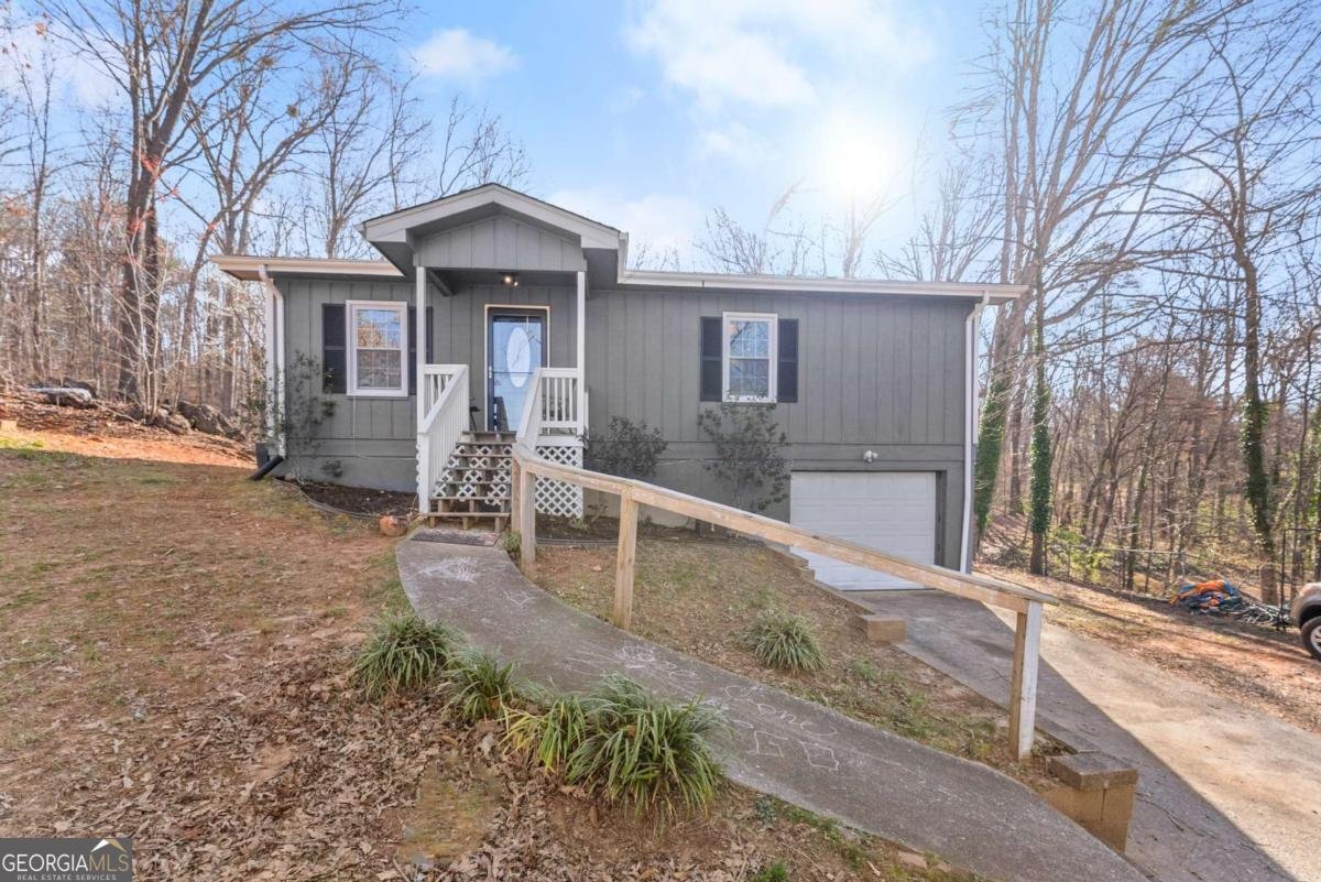 288 Garrison Drive Cleveland - 2