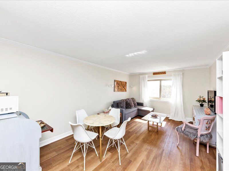 2285 Peachtree Road Atlanta - 4