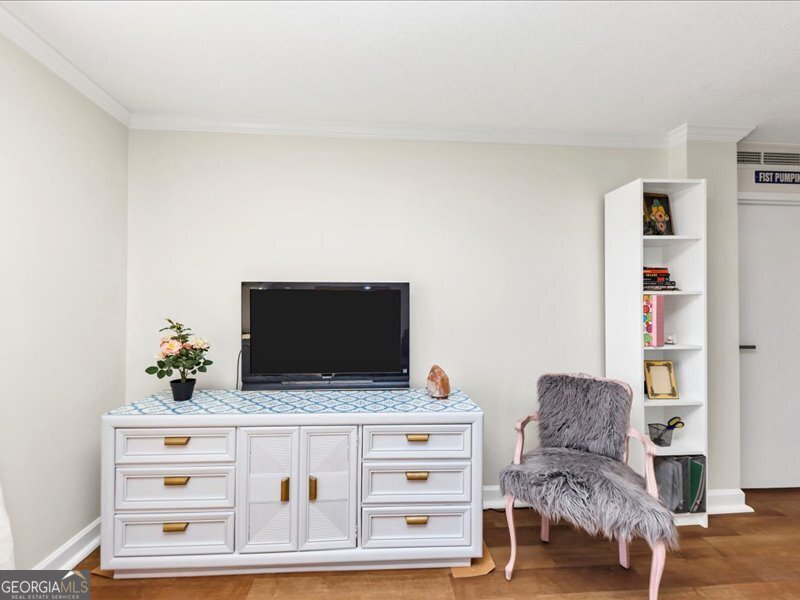2285 Peachtree Road Atlanta - 9