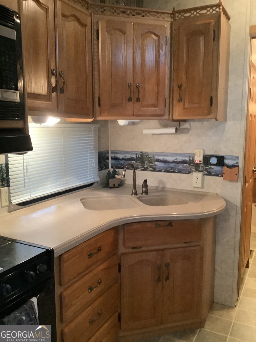 175 Yogi Bear Boulevard Cleveland - 14