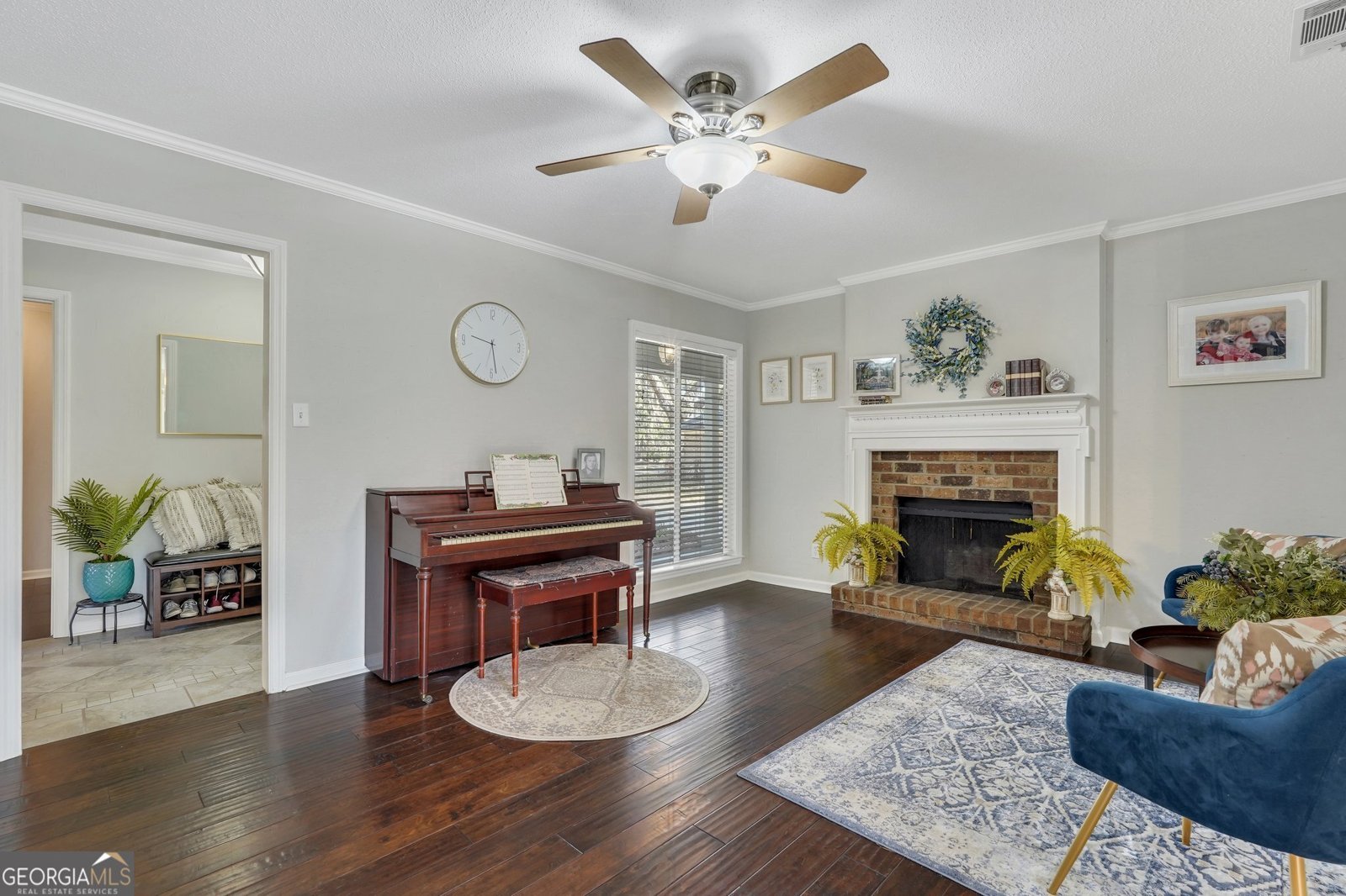 490 Strathy Hall Drive Richmond Hill - 6