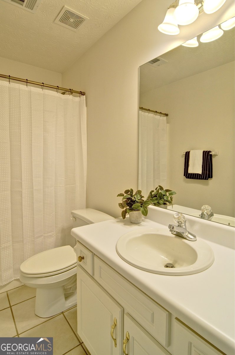 732 Jacoby Drive Loganville - 27