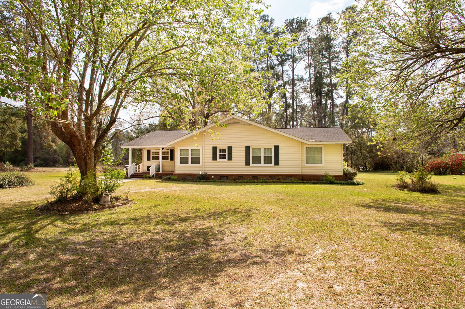 110 Briarwood Road Waycross - 1