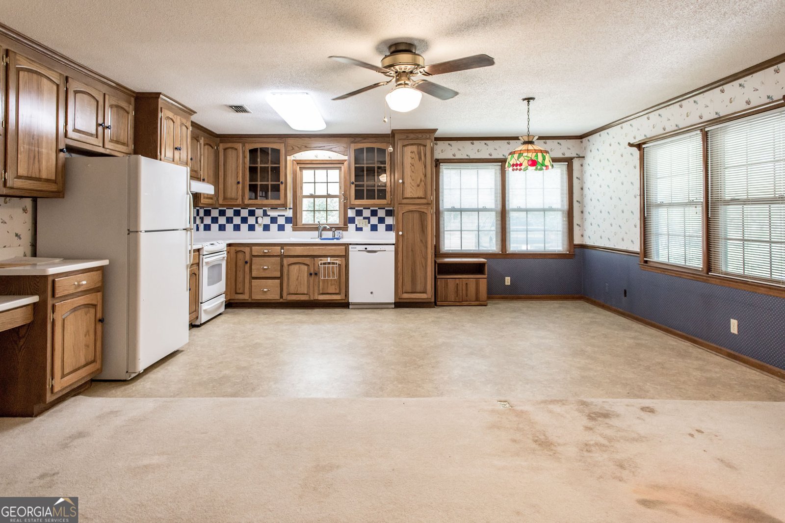 110 Briarwood Road Waycross - 24