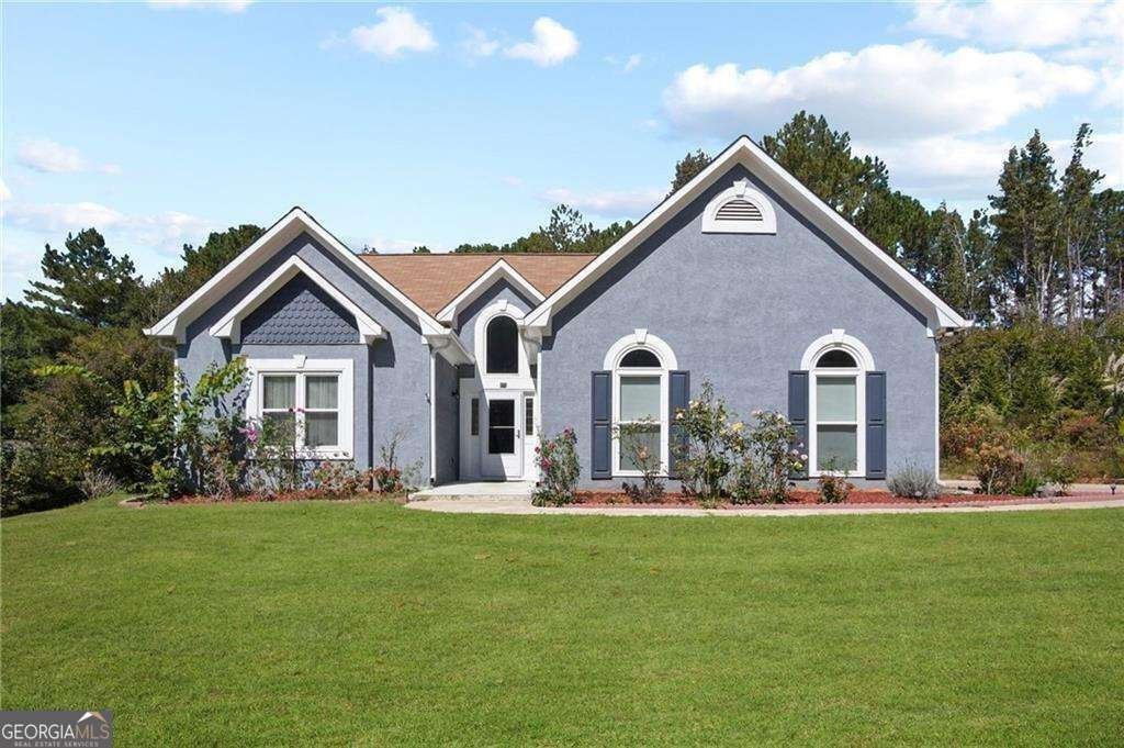 131 Pecan Lake Drive Sharpsburg - 1