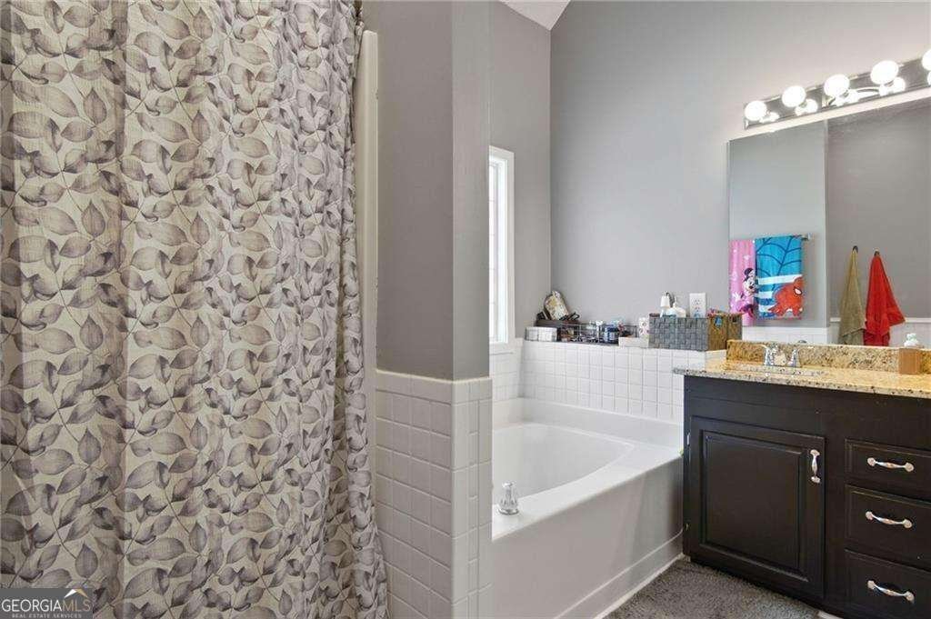 131 Pecan Lake Drive Sharpsburg - 18