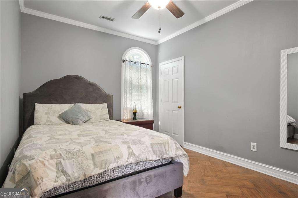 131 Pecan Lake Drive Sharpsburg - 19
