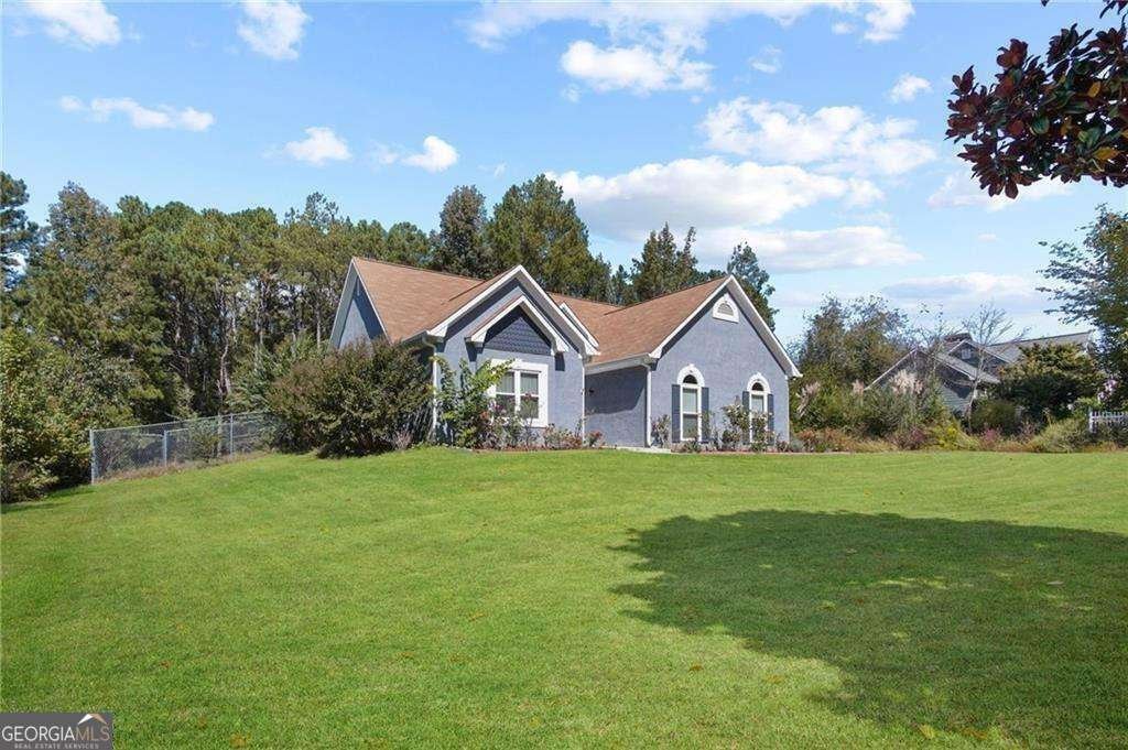 131 Pecan Lake Drive Sharpsburg - 2