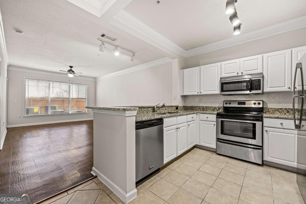 1850 Cotillion Drive Atlanta - 3