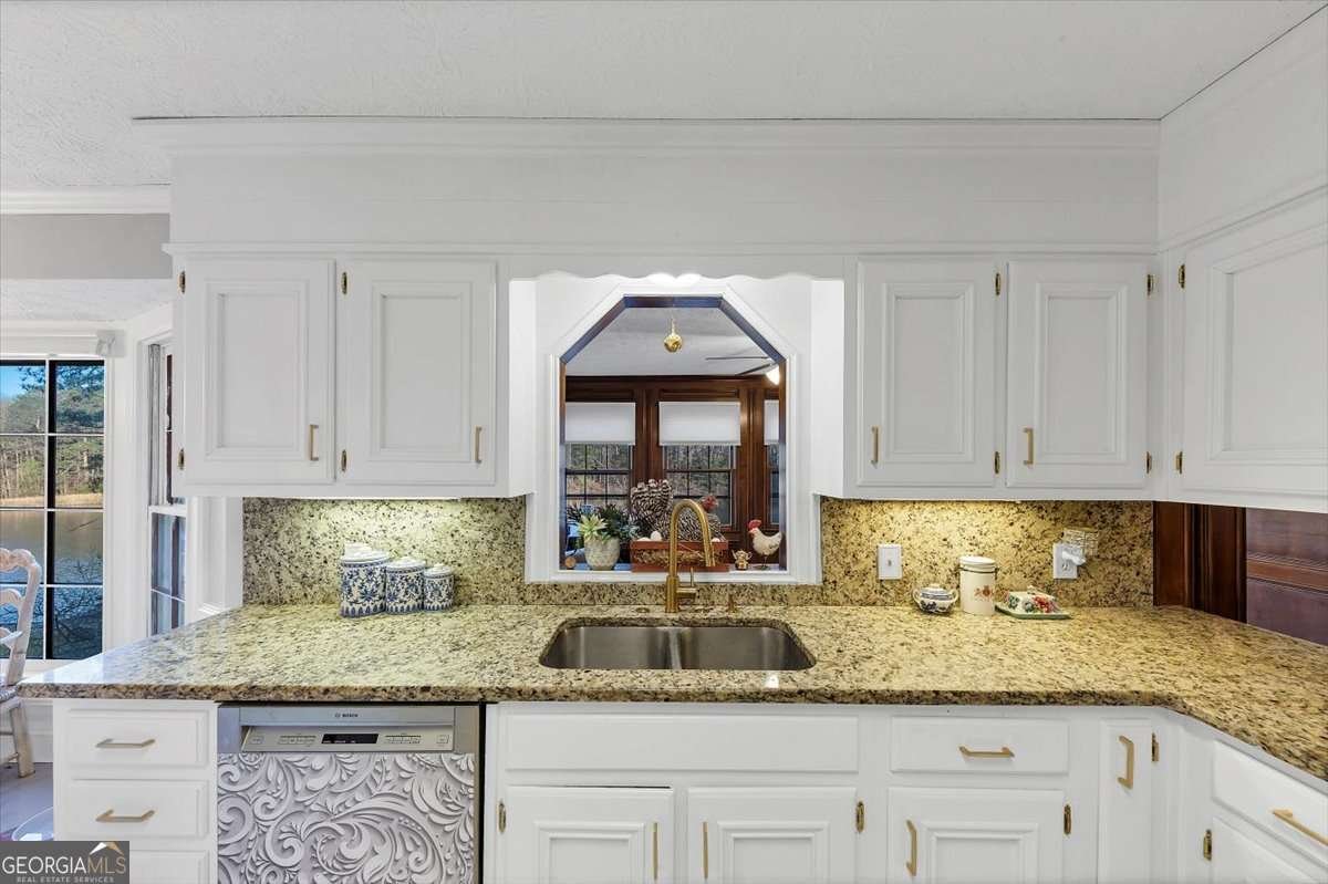 4258 Rocky Ledge Way Snellville - 14