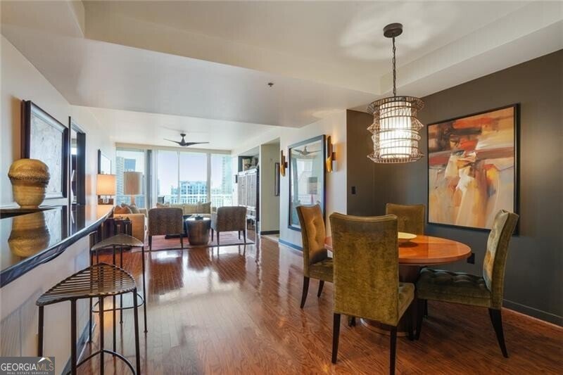 3338 Peachtree Road Atlanta - 3