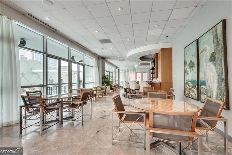 3338 Peachtree Road Atlanta - 33