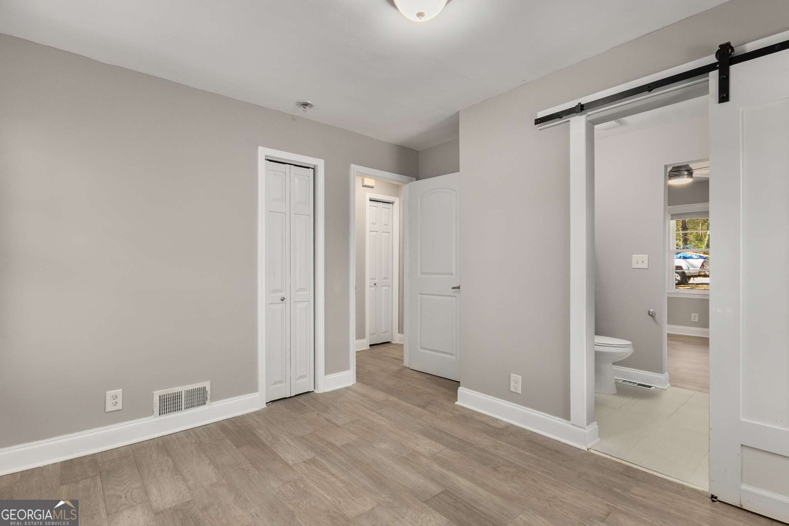 2462 Macon Drive Atlanta - 11