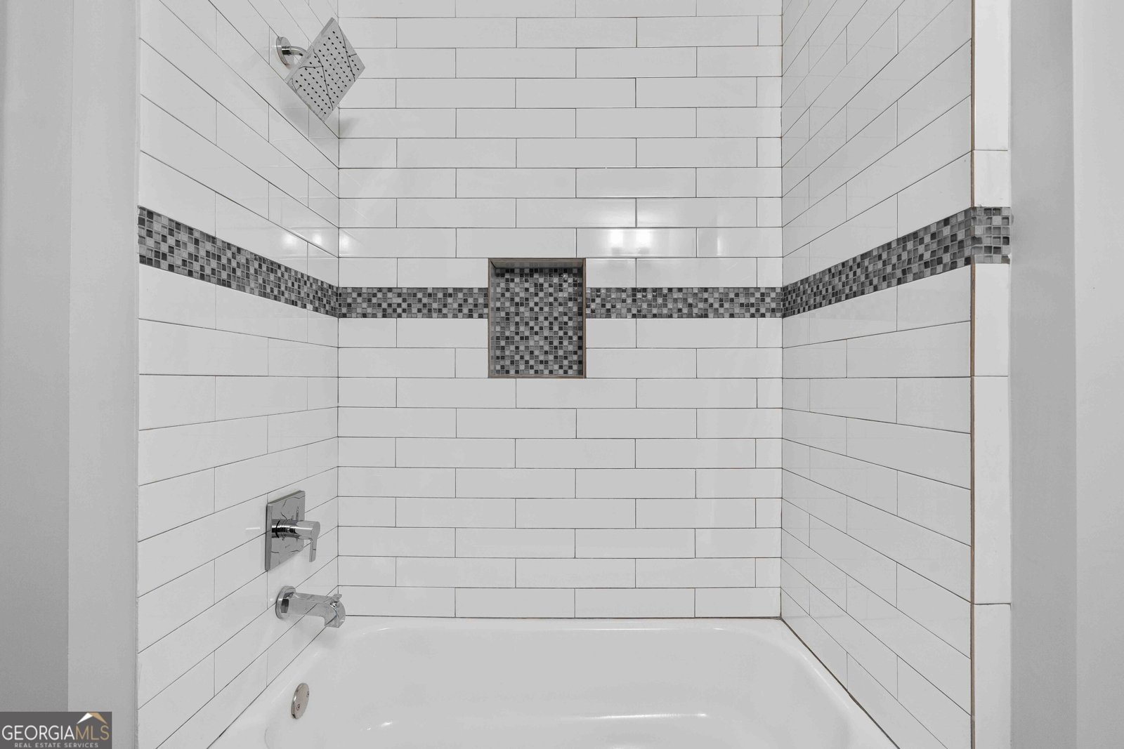 2462 Macon Drive Atlanta - 13