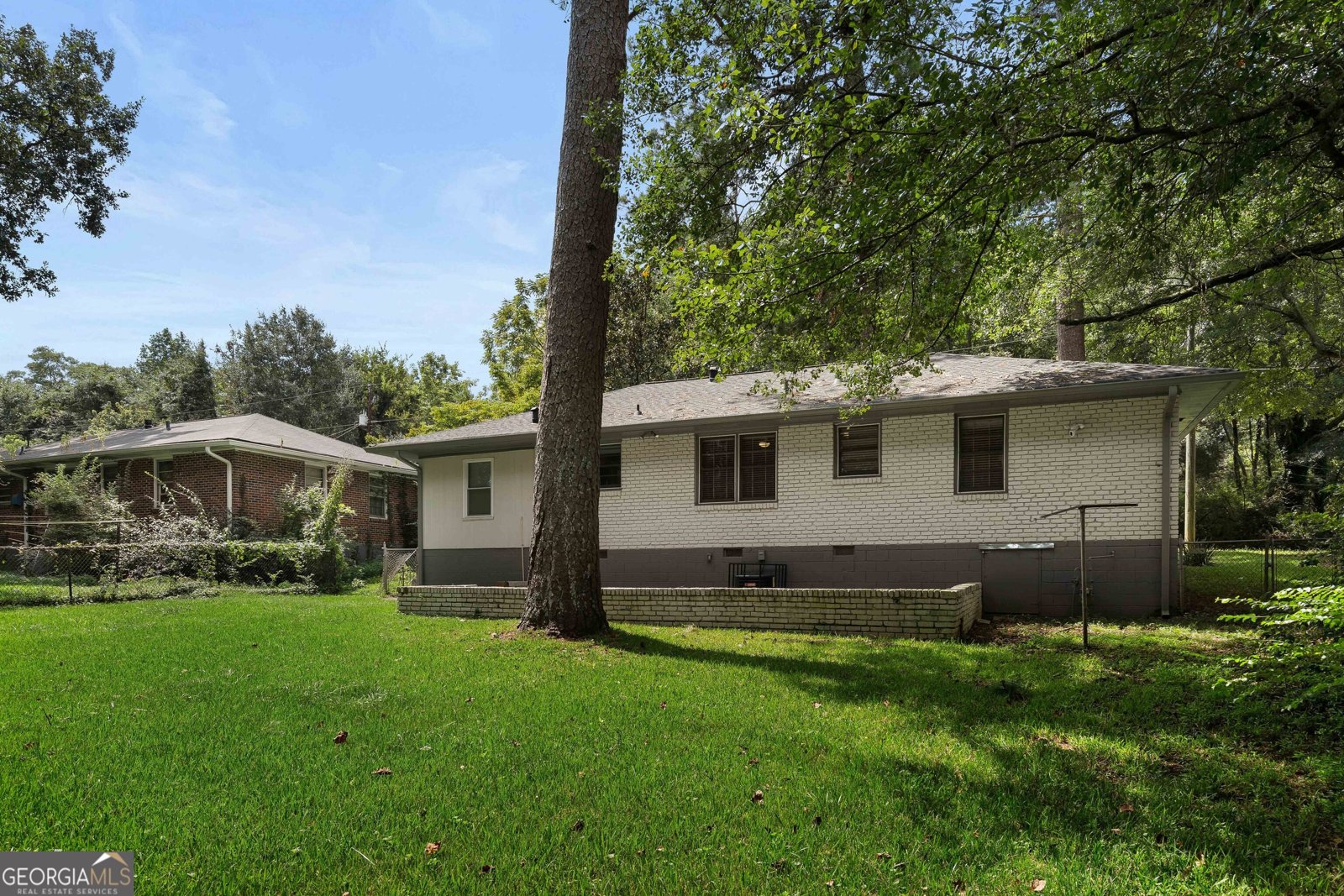 2462 Macon Drive Atlanta - 25