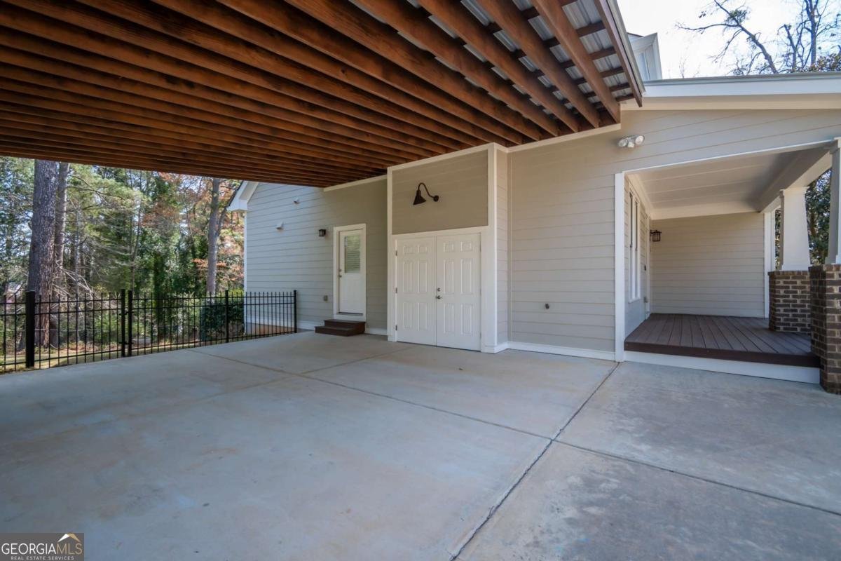215 Chapman Place Athens - 21