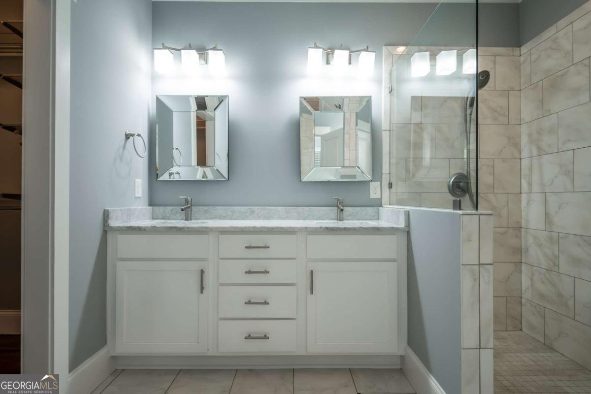 215 Chapman Place Athens - 25