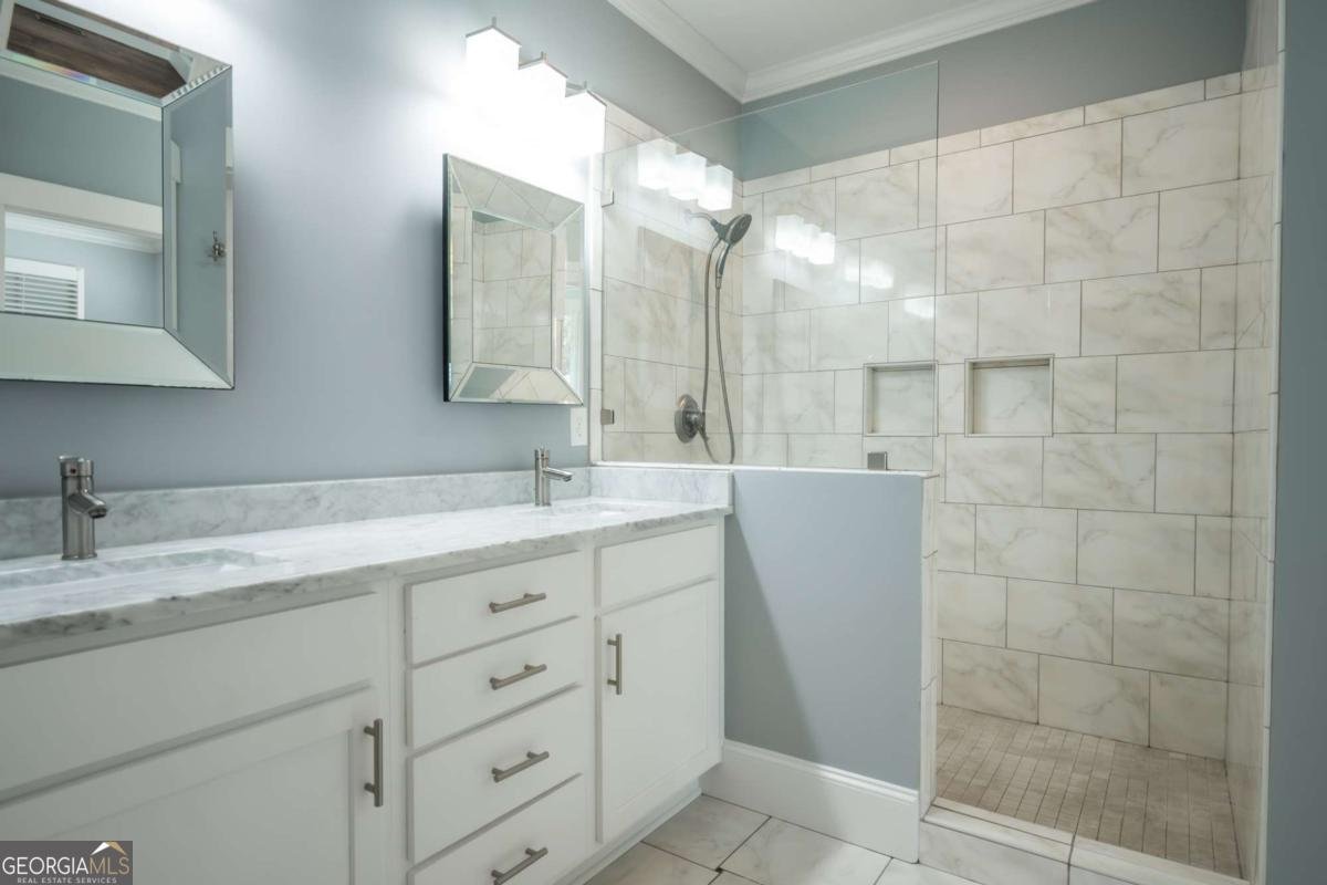 215 Chapman Place Athens - 26