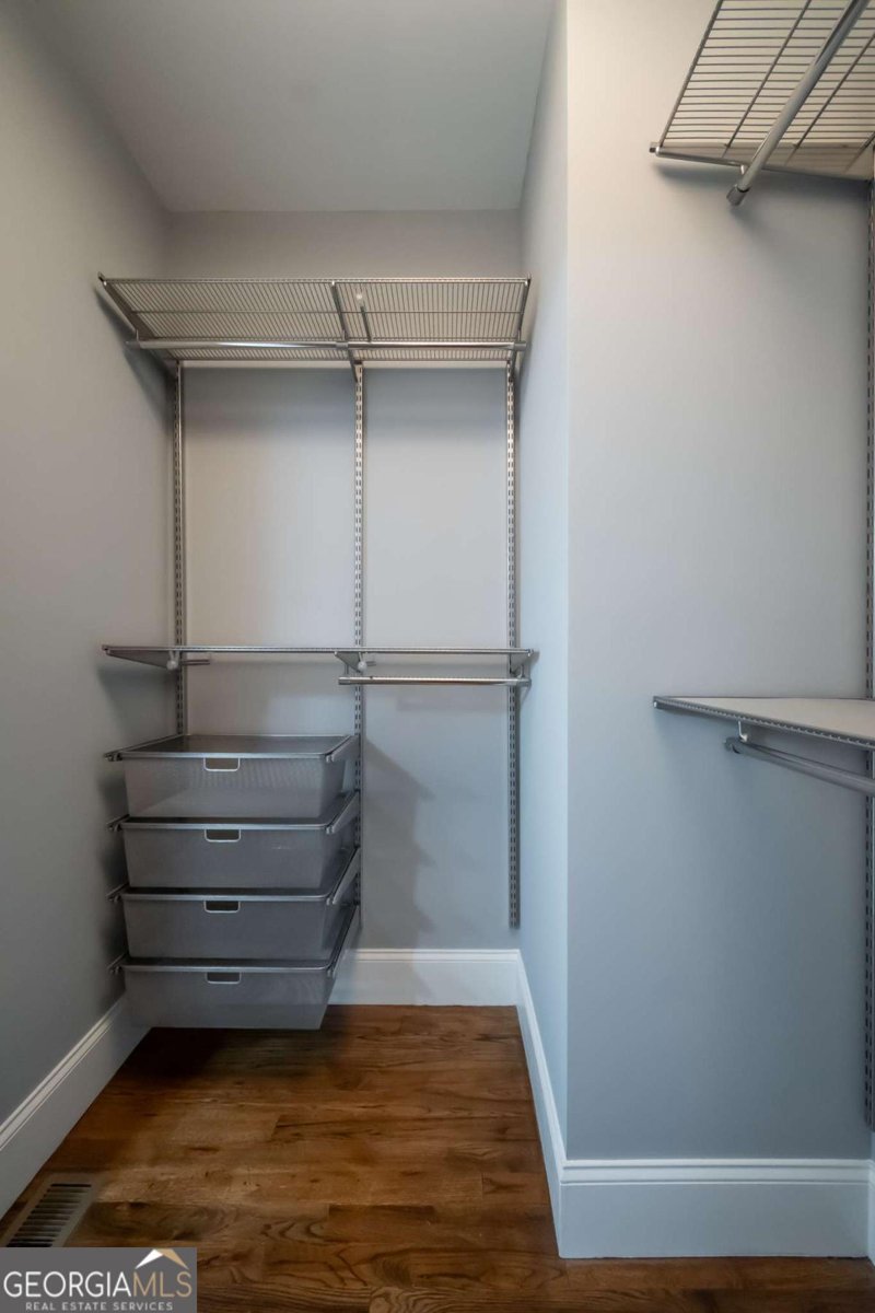 215 Chapman Place Athens - 28