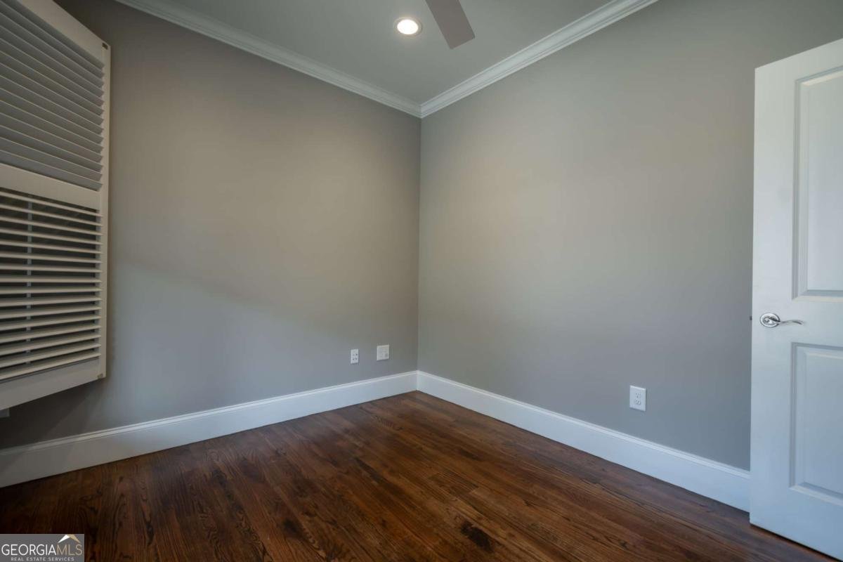 215 Chapman Place Athens - 5