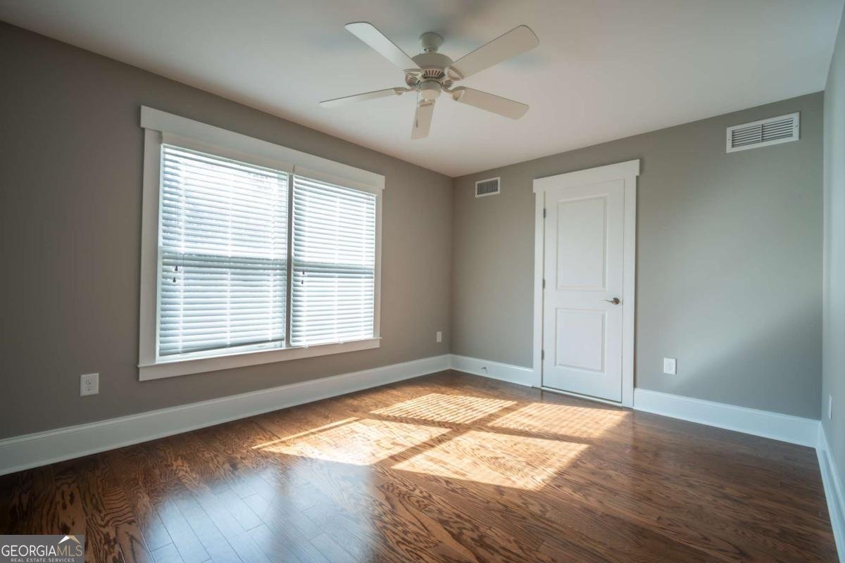 215 Chapman Place Athens - 7