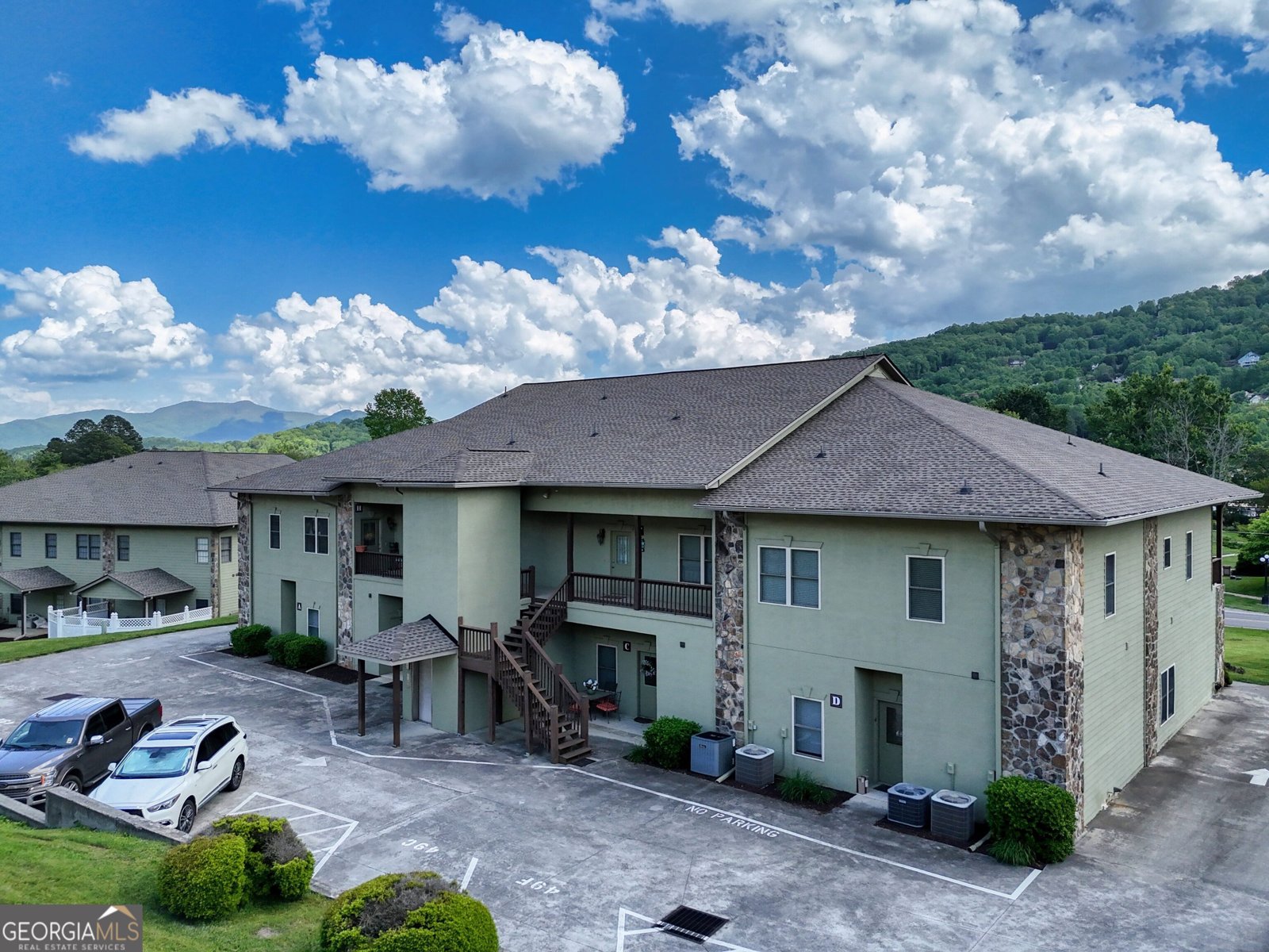 1649-H Lakeview Drive Young Harris - 11