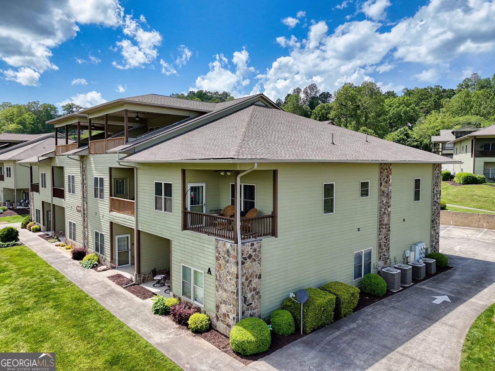1649-H Lakeview Drive Young Harris - 4